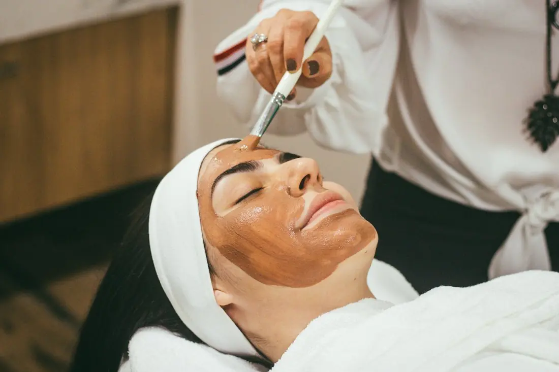 Yüze maske uygulaması